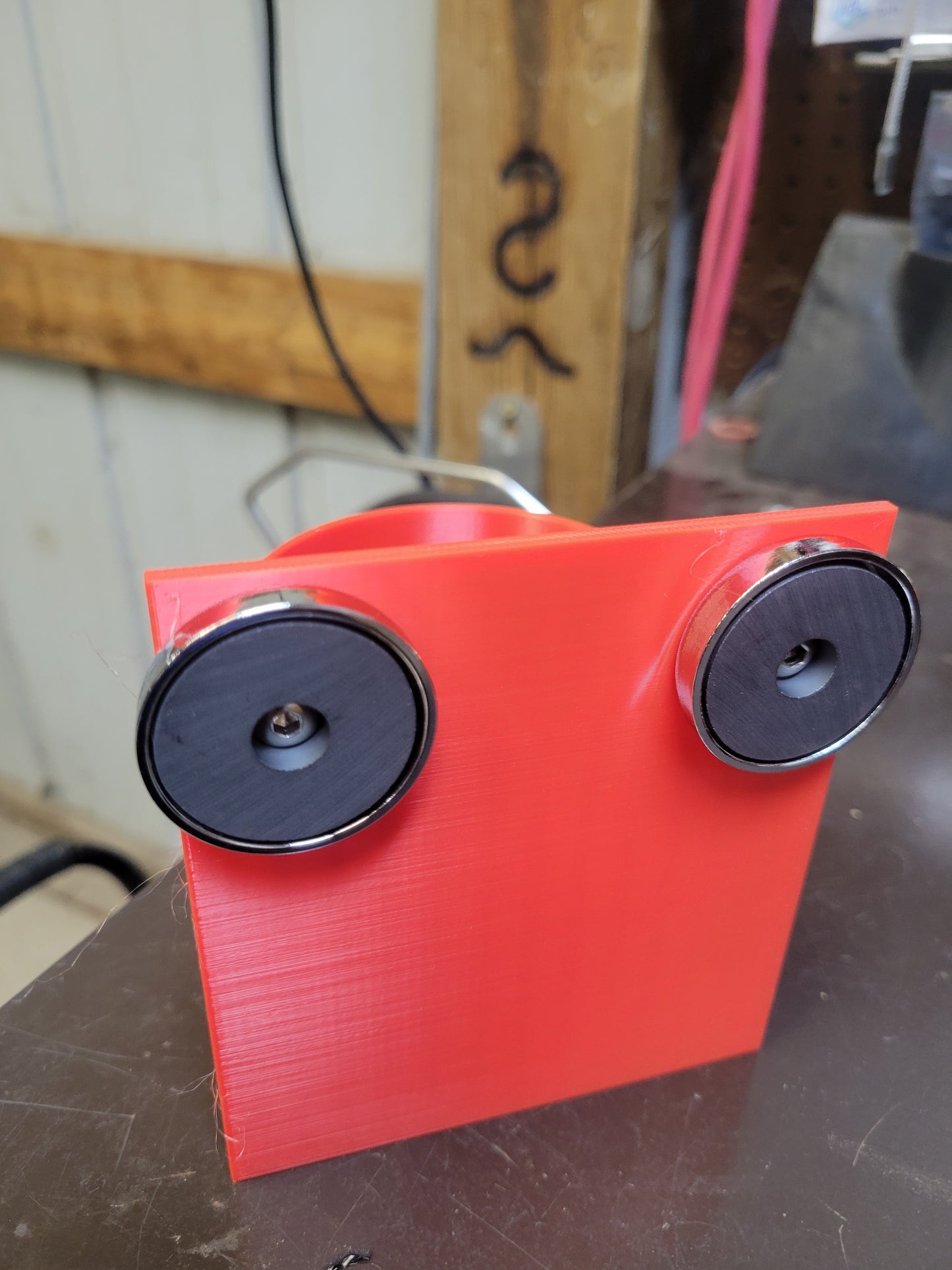 Magnetic Can Holder